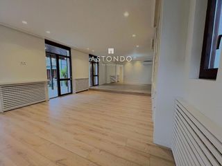 Chalet en alquiler en Piovera - Conde Orgaz en Madrid