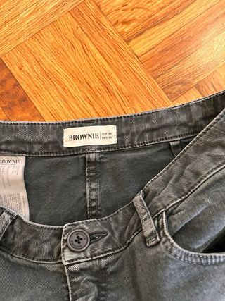Falda vaquera cargo Brownie negra