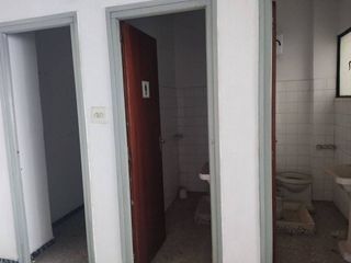 Edificio en venta en Elda