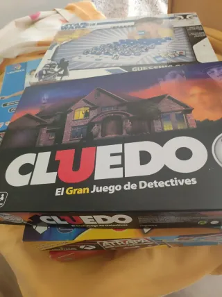 Juegos de mesa Cluedo y Star Wars