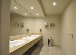 Oficina en alquiler en Zona Industrial en Prat de Llobregat, El