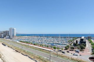 Piso en alquiler en Port en Badalona