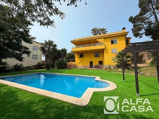 Casa en venta en Puigventós en Lloret de Mar