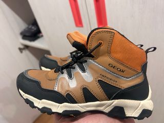 Botas Geox montaña infantiles talla 33 NUEVAS
