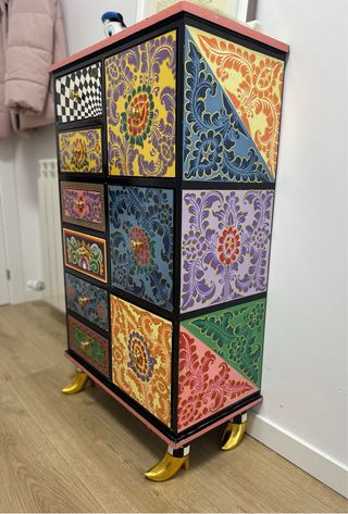 Cómoda Cajonera Diseño Toms Drag pintada a mano