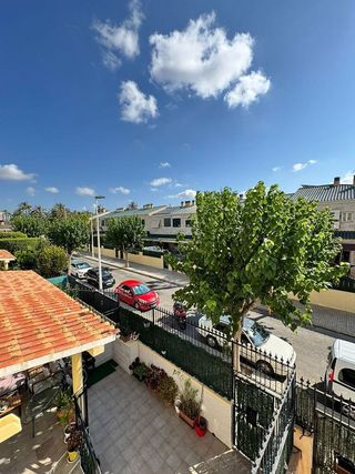 Casa adosada en alquiler en El Travaló - Martínez Valero en Elche