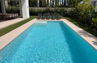 Chalet en alquiler en Río Real en Marbella