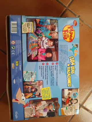 Juego de mesa Phineas y Ferb: 1104 Días de Vacacio