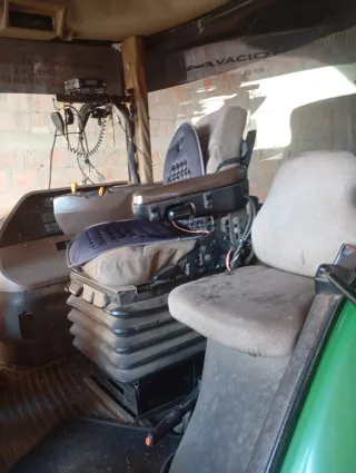 Trator John Deere 8320