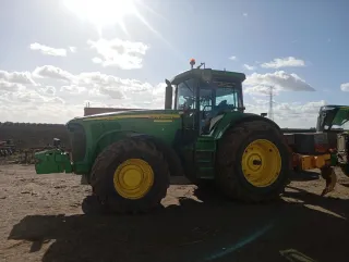 Trator John Deere 8320