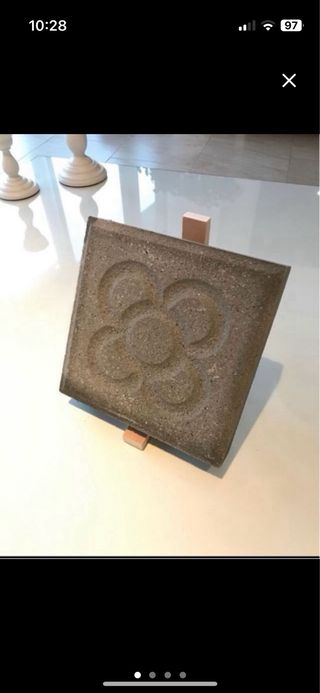 Baldosa Barcelona Flor Gaudí