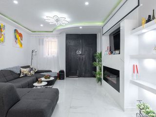 Casa adosada en venta en Alginet