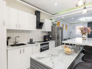 Casa adosada en venta en Alginet