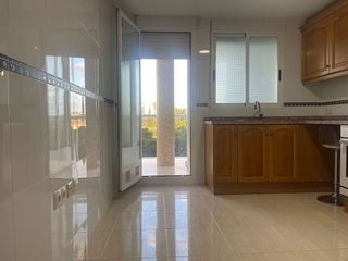 Piso en alquiler en Zona Playa en Burriana