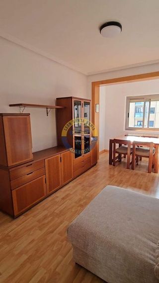 Piso en alquiler en La Chantría - La Lastra en León