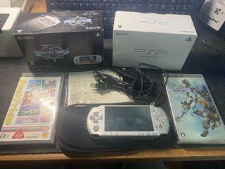 PSP 3000 Edición Kingdom Hearts Plata