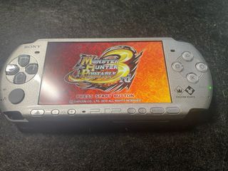 PSP 3000 Edición Kingdom Hearts Plata
