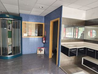 Local comercial en venta en Buztintxuri en Pamplona