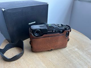 Fujifilm X-PRO1 + Fujinon 18-55mm + Accesorios