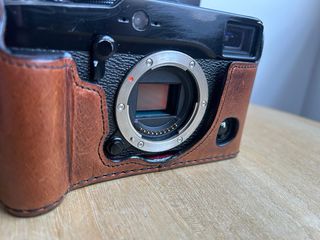 Fujifilm X-PRO1 + Fujinon 18-55mm + Accesorios