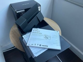 Fujifilm X-PRO1 + Fujinon 18-55mm + Accesorios