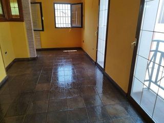 Local comercial en venta en Torres de la Alameda