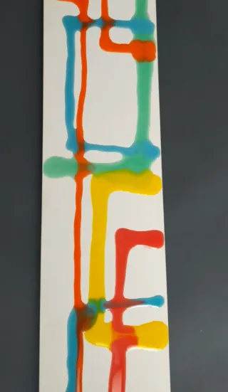 Scultura da appendere astratta colorata