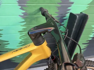 Berria Mako GX AXS L