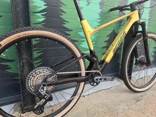 Berria Mako GX AXS L