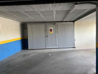 Garaje en alquiler en Las Cañas en Guadalajara