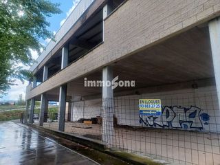 Local comercial en venta en Tona