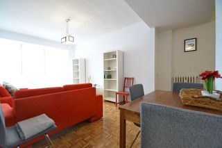 Piso en alquiler en Valdeacederas en Madrid