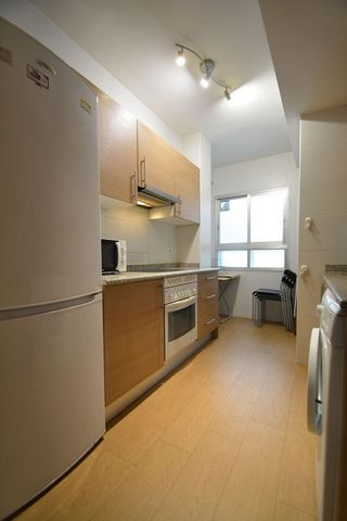 Piso en alquiler en Valdeacederas en Madrid