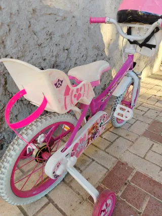Bicicleta Patrulla Canina Niña 4 Ruedas Auxiliares