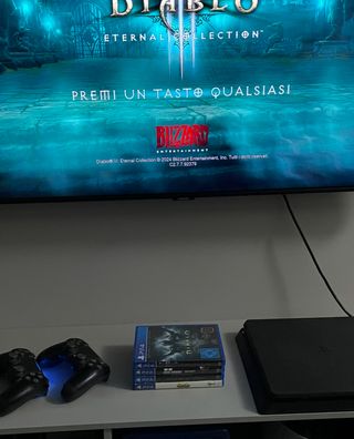 PS4 con scatola + Giochi