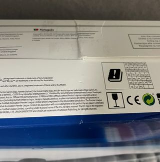 PS4 con scatola + Giochi