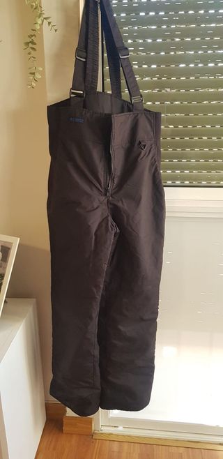 Ropa de nieve con tirantes marca columbia