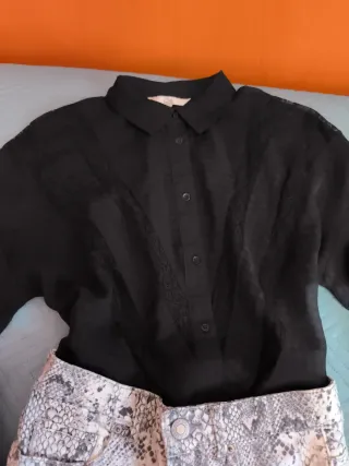 Conjunto mujer: pantalón y camisa