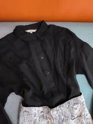 Conjunto mujer: pantalón y camisa