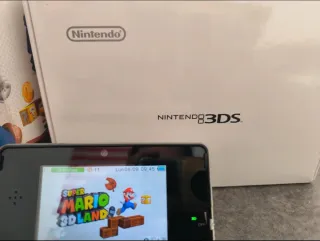 Nintendo 3DS Super Mario 3D Land Pack