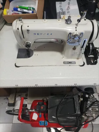 Máquina de coser industrial Refpey 430
