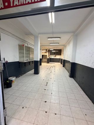 se alquila local en camas