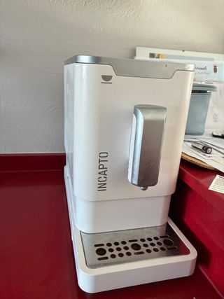 Cafetera automática Incapto