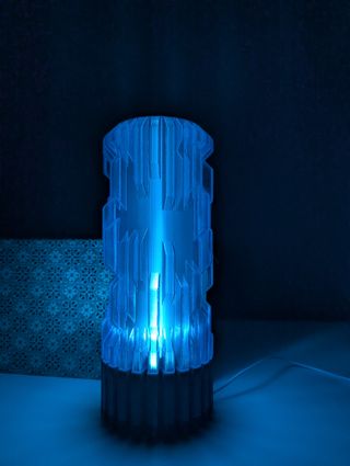 Lampada LED design futurista USB multicolore