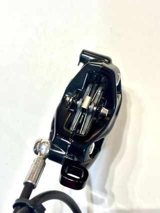 Kit Frenos SRAM LEVEL SILVER STEALTH 4 pistones