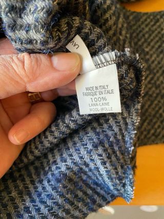 Casaca de lana azul y gris