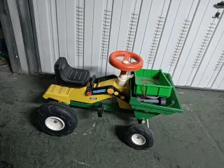 Tractor a pedales Coloma Pastor