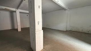 Local comercial en venta en La Magdalena - Versalles en Avilés