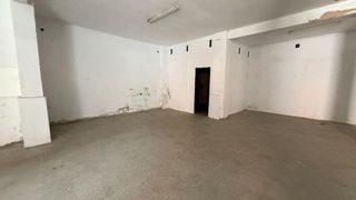 Local comercial en venta en La Magdalena - Versalles en Avilés