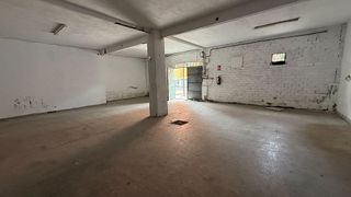 Local comercial en venta en La Magdalena - Versalles en Avilés